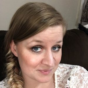 Meet your Posher, Melanie